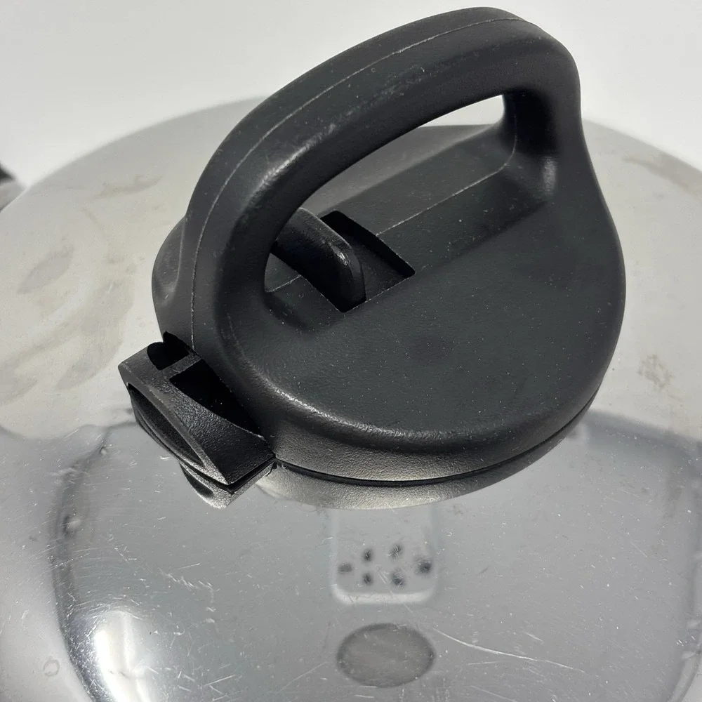 Revere Ware 1 1/2 Qt Sauce Pan W/ Lid 97I Clinton, IL USA